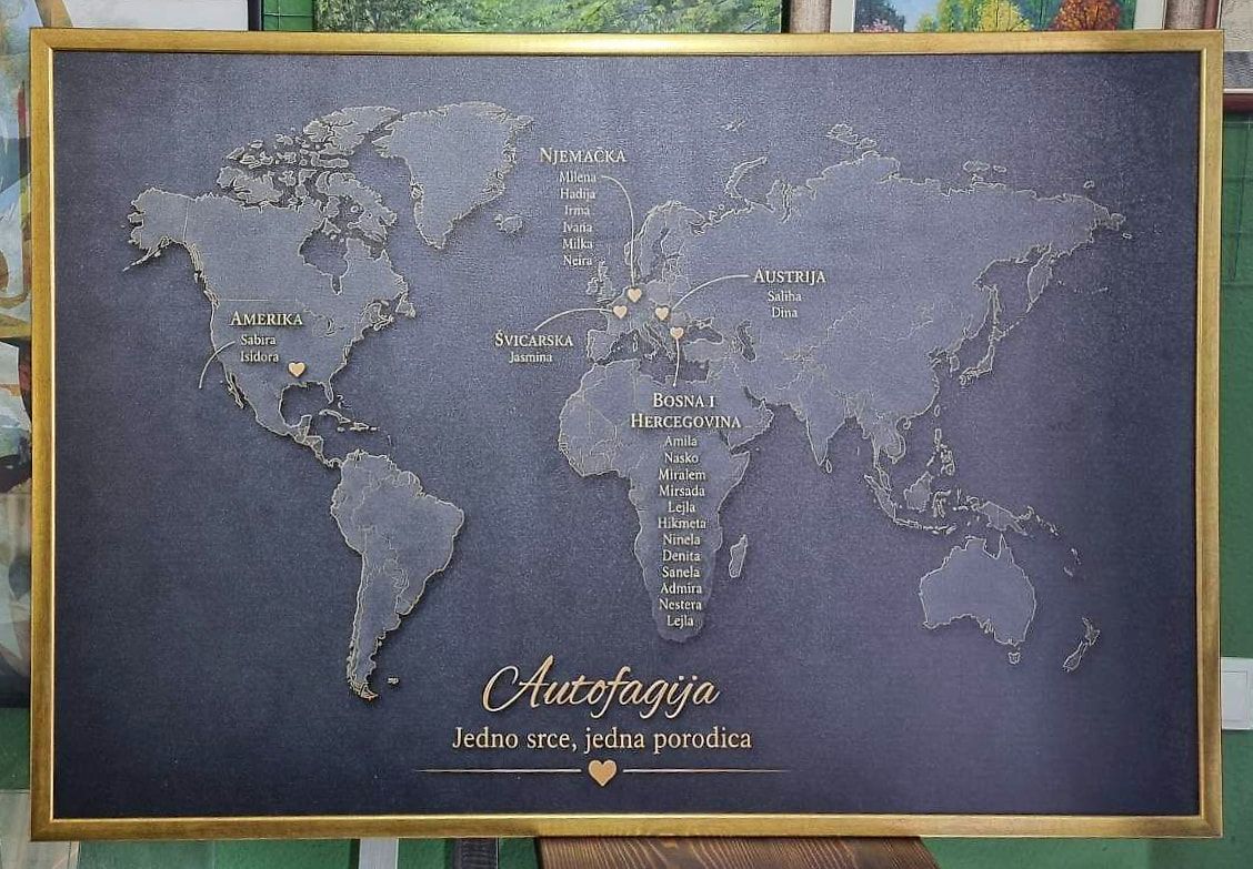 Mapa svijeta u ramu